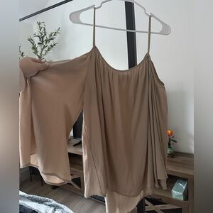 Vince Camuto Tan Off-Shoulder Blouse